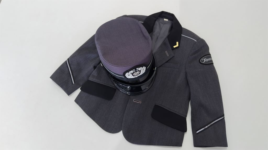 ⑤バス制服 ⑤バス制服